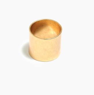 gold band ring